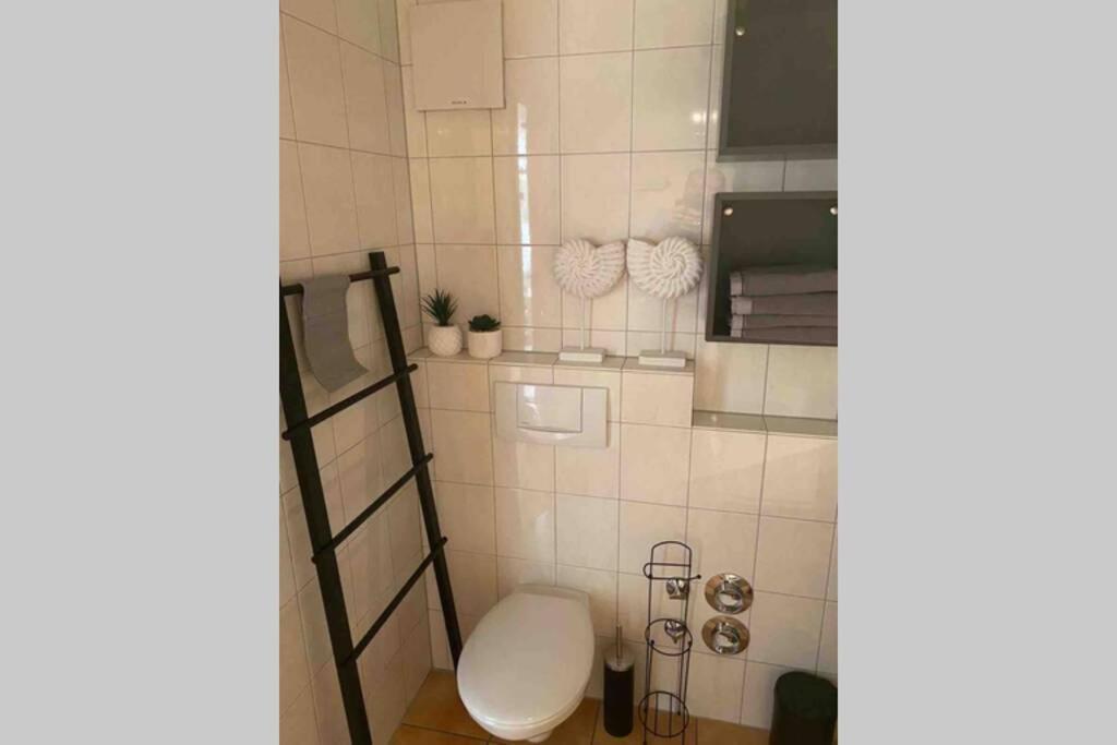 בודמן-לודוויגסהפן Die Seeblume - Ferienwohnung Mit Pool Und Seeblick מראה חיצוני תמונה
